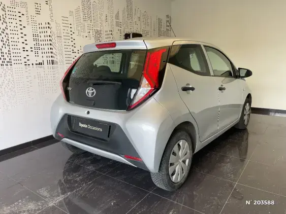 TOYOTA AYGO II - voiture d'occasion - Photo 3