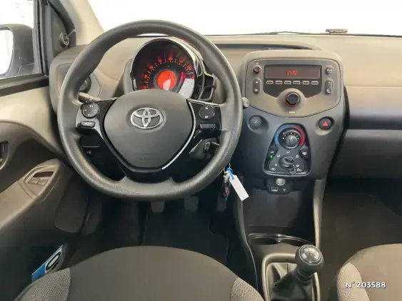 TOYOTA AYGO II - voiture d'occasion - Photo 7