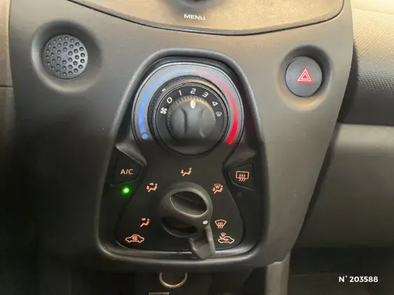 TOYOTA AYGO II - voiture d'occasion - Photo 12