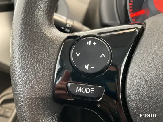 TOYOTA AYGO II - voiture d'occasion - Photo 22