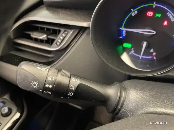 TOYOTA C-HR - voiture d'occasion - Photo 39