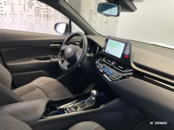 TOYOTA C-HR - voiture d'occasion - Photo 10