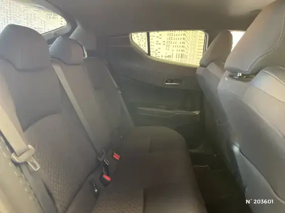 TOYOTA C-HR - voiture d'occasion - Photo 11