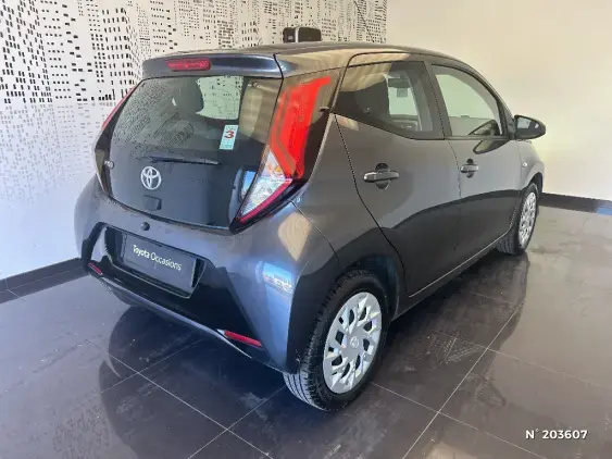 TOYOTA AYGO II - voiture d'occasion - Photo 4