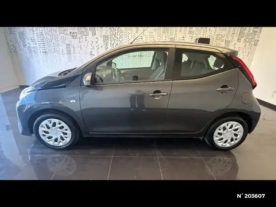 TOYOTA AYGO II - voiture d'occasion - Photo 2