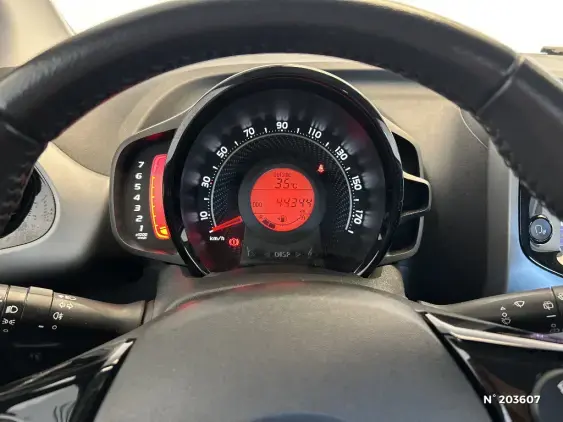 TOYOTA AYGO II - voiture d'occasion - Photo 12
