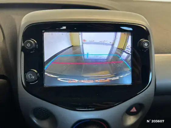 TOYOTA AYGO II - voiture d'occasion - Photo 14