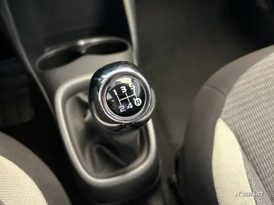 TOYOTA AYGO II - voiture d'occasion - Photo 26