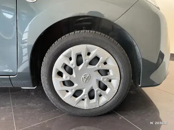 TOYOTA AYGO II - voiture d'occasion - Photo 8