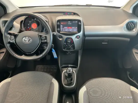 TOYOTA AYGO II - voiture d'occasion - Photo 9