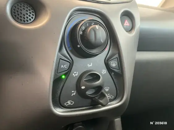 TOYOTA AYGO II - voiture d'occasion - Photo 15