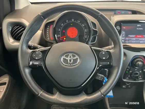 TOYOTA AYGO II - voiture d'occasion - Photo 29