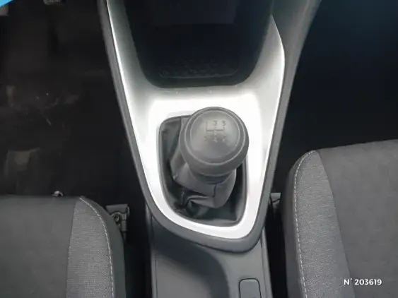 TOYOTA YARIS IV - voiture d'occasion - Photo 27