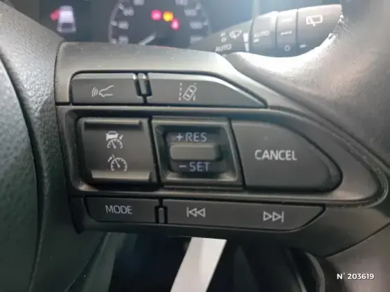 TOYOTA YARIS IV - voiture d'occasion - Photo 29