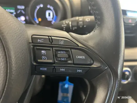 TOYOTA YARIS IV - voiture d'occasion - Photo 26