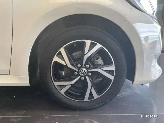 TOYOTA YARIS IV - voiture d'occasion - Photo 8