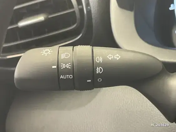 TOYOTA YARIS IV - voiture d'occasion - Photo 31