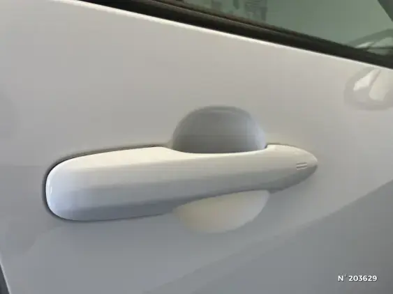 TOYOTA YARIS IV - voiture d'occasion - Photo 38