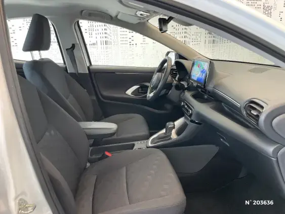 TOYOTA YARIS IV - voiture d'occasion - Photo 10
