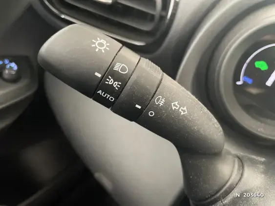 TOYOTA YARIS CROSS I - voiture d'occasion - Photo 28
