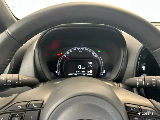 TOYOTA AYGO X - voiture d'occasion - Photo 12