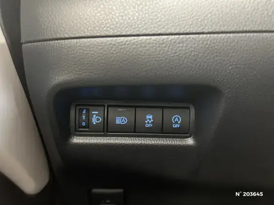 TOYOTA AYGO X - voiture d'occasion - Photo 32