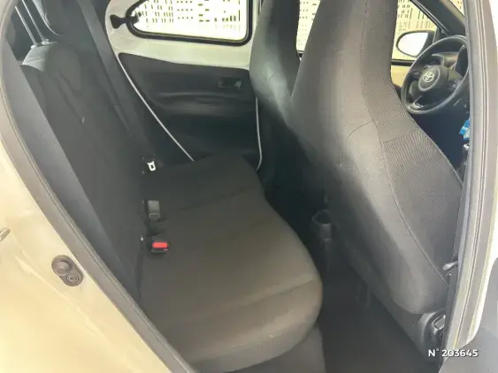 TOYOTA AYGO X - voiture d'occasion - Photo 11