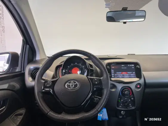 TOYOTA AYGO II - voiture d'occasion - Photo 9