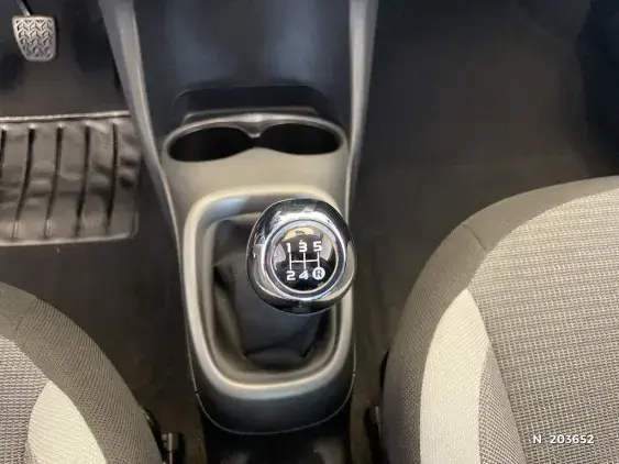 TOYOTA AYGO II - voiture d'occasion - Photo 32