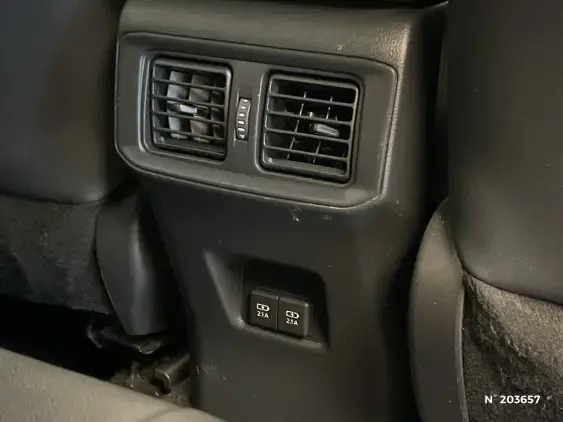 TOYOTA RAV4 V - voiture d'occasion - Photo 30