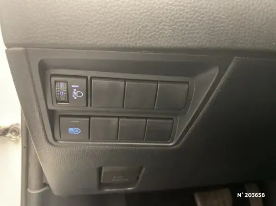 TOYOTA YARIS IV - voiture d'occasion - Photo 15
