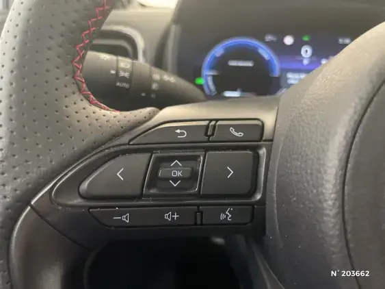 TOYOTA YARIS IV - voiture d'occasion - Photo 26