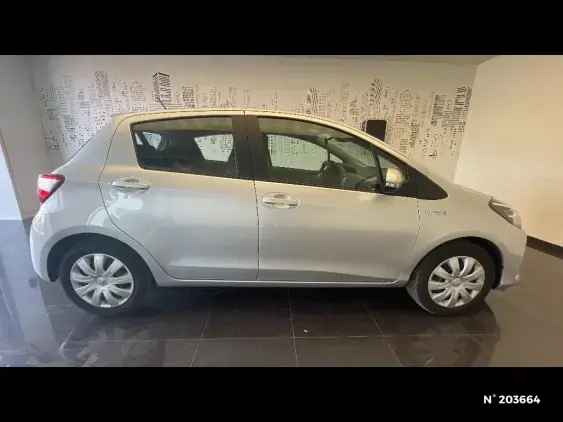 TOYOTA YARIS III - voiture d'occasion - Photo 5