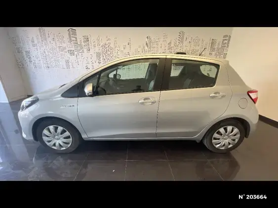 TOYOTA YARIS III - voiture d'occasion - Photo 2