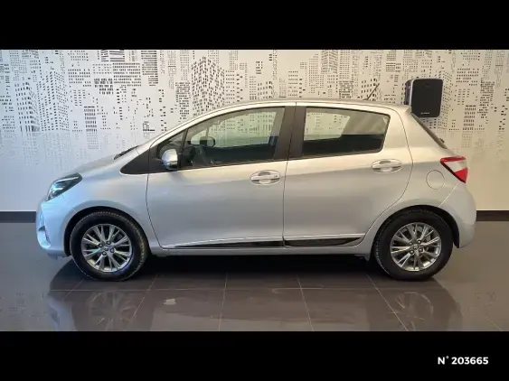TOYOTA YARIS III - voiture d'occasion - Photo 2
