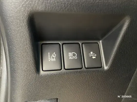 TOYOTA YARIS III - voiture d'occasion - Photo 33