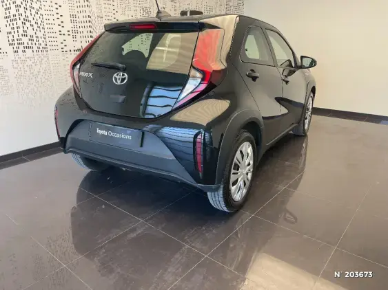 TOYOTA AYGO X - voiture d'occasion - Photo 4