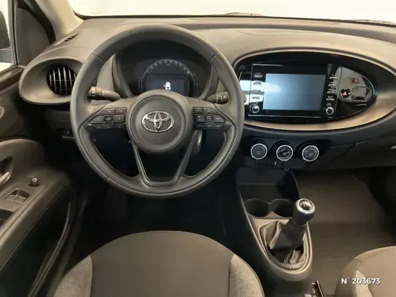 TOYOTA AYGO X - voiture d'occasion - Photo 9
