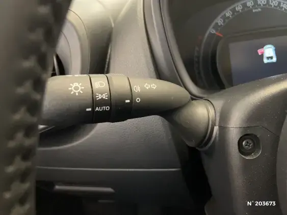 TOYOTA AYGO X - voiture d'occasion - Photo 29