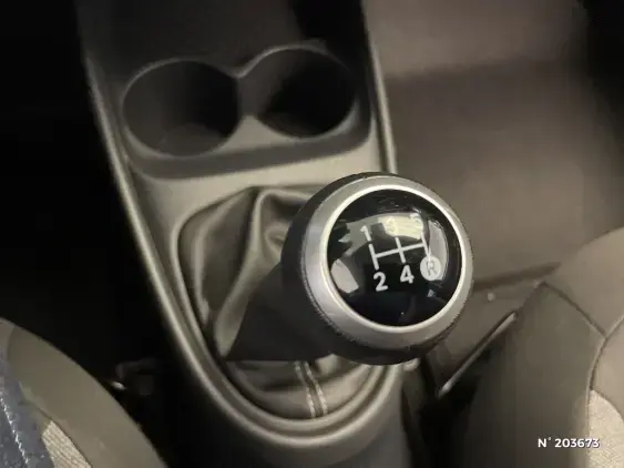 TOYOTA AYGO X - voiture d'occasion - Photo 32