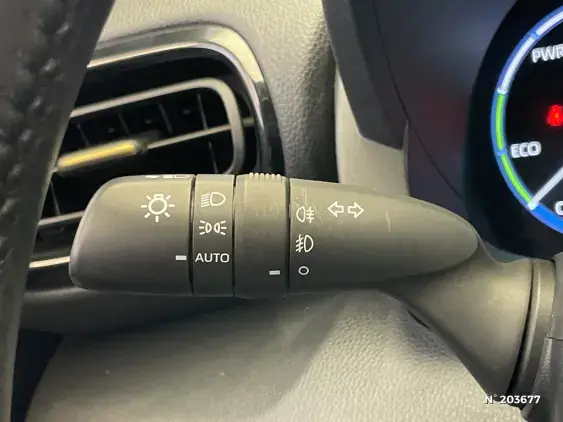 TOYOTA YARIS CROSS I - voiture d'occasion - Photo 30