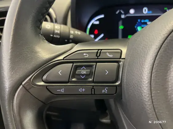 TOYOTA YARIS CROSS I - voiture d'occasion - Photo 32