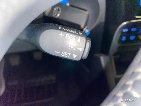 TOYOTA AURIS II - voiture d'occasion - Photo 38