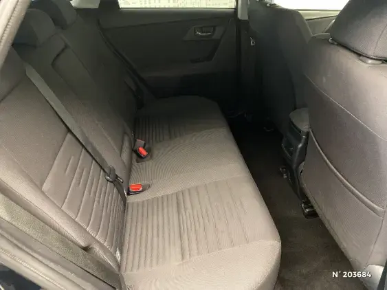 TOYOTA AURIS II - voiture d'occasion - Photo 11