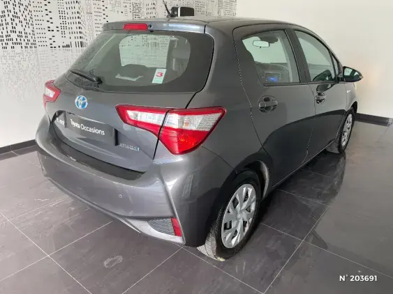 TOYOTA YARIS III - voiture d'occasion - Photo 4