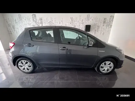 TOYOTA YARIS III - voiture d'occasion - Photo 5