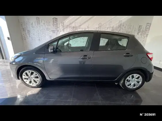TOYOTA YARIS III - voiture d'occasion - Photo 2