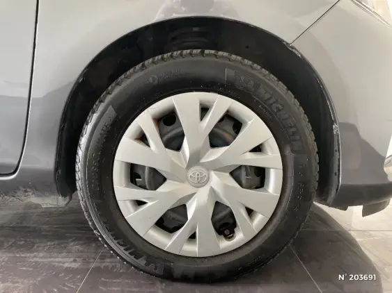 TOYOTA YARIS III - voiture d'occasion - Photo 8