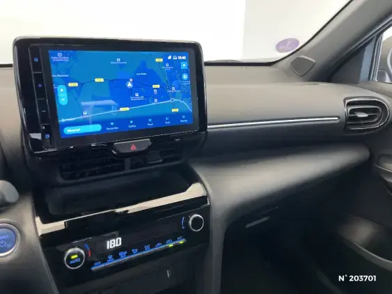 TOYOTA YARIS CROSS I - voiture d'occasion - Photo 13