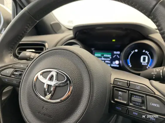 TOYOTA YARIS CROSS I - voiture d'occasion - Photo 29